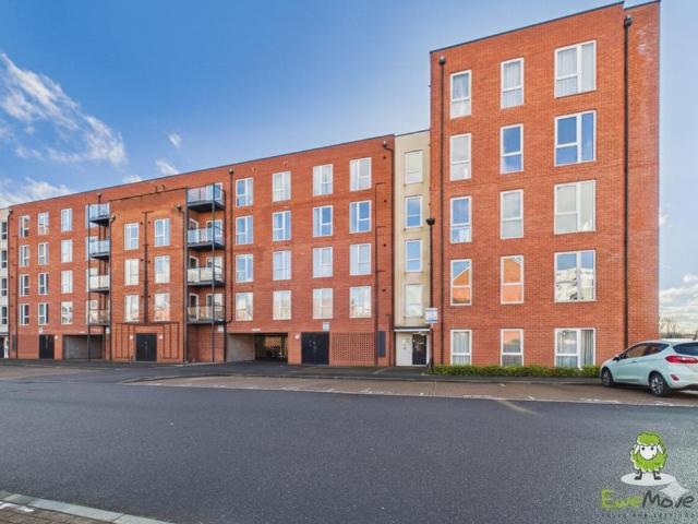 Flat for sale in Priest Down, Hampshire