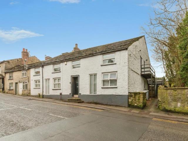 Flat for sale in Bollington Cross, Bollington