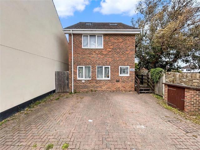 Flat for sale in East Rainham, Gillingham