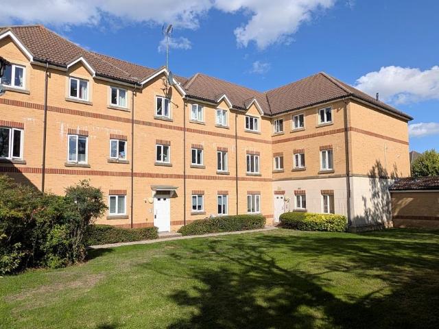 Flat for sale in Hill Park, Fareham