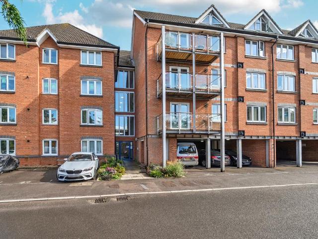 Flat for sale in Holybourne, East Hampshire