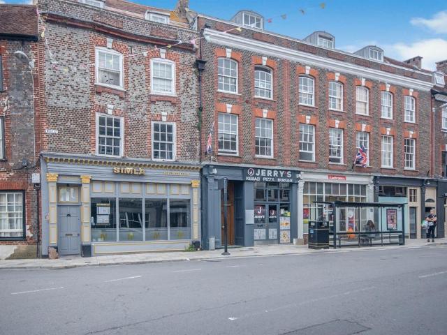 Flat for sale in Blandford Forum, Blandford