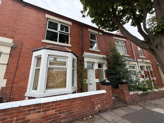 Flat for sale in Preston, North Shields