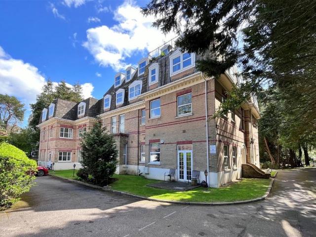 Flat for sale in Springbourne, Bournemouth