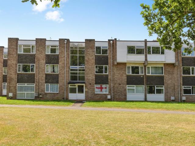 Flat for sale in Yate, South Gloucestershire