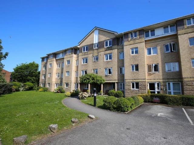 Flat for sale in Poulton-le-Sands, Bare