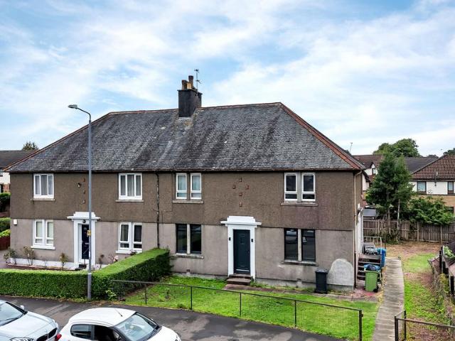 Flat for sale in Auchenback, Barrhead