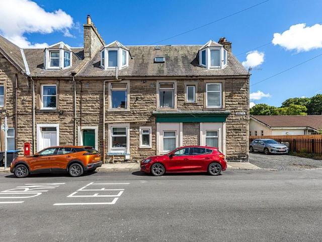 Flat for sale in Ashkirk, Scotland