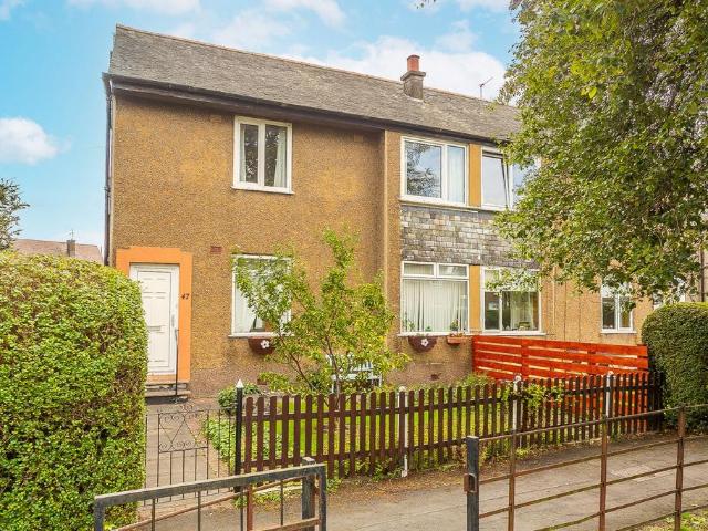 Flat for sale in East Pilton, Scotland