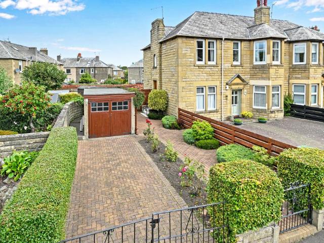 Flat for sale in Gorgie/Dalry, Scotland