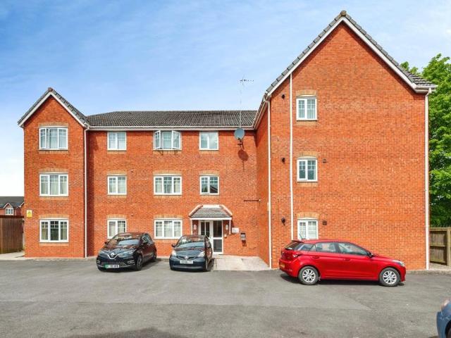 Flat for sale in Union Bank, St Helens