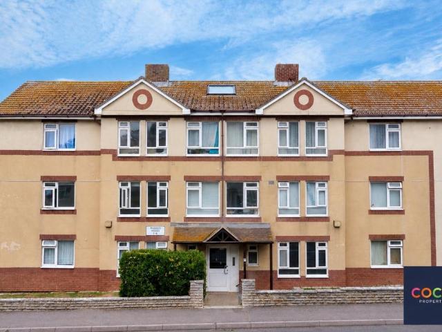 Flat for sale in Castletown, East Dorset
