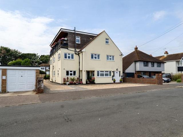 Flat for sale in Clapham, West Sussex