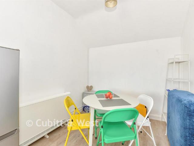 Flat for sale in Clapham, West Sussex