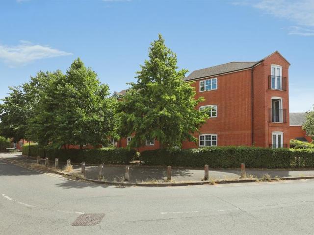 Flat for sale in Stratford-upon-Avon, Alderminster