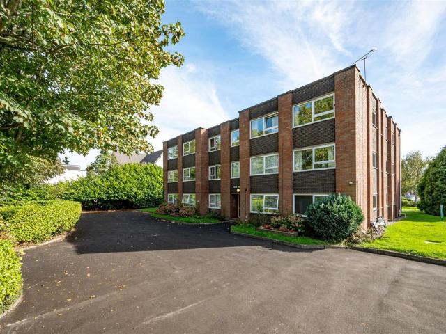 Flat for sale in Tettenhall Wood, Wolverhampton