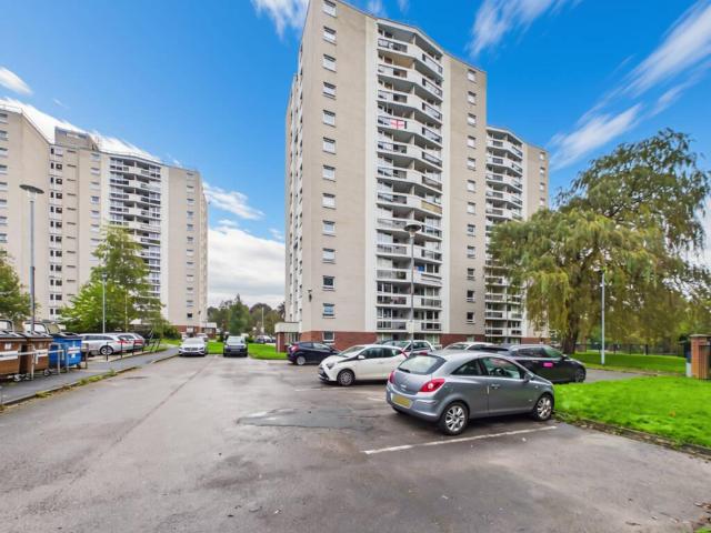 Flat for sale in Scholes Village, Wigan