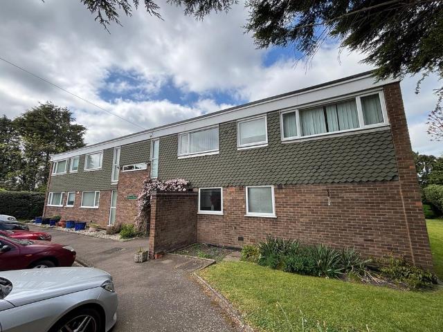 Flat for sale in Shenstone, Lichfield