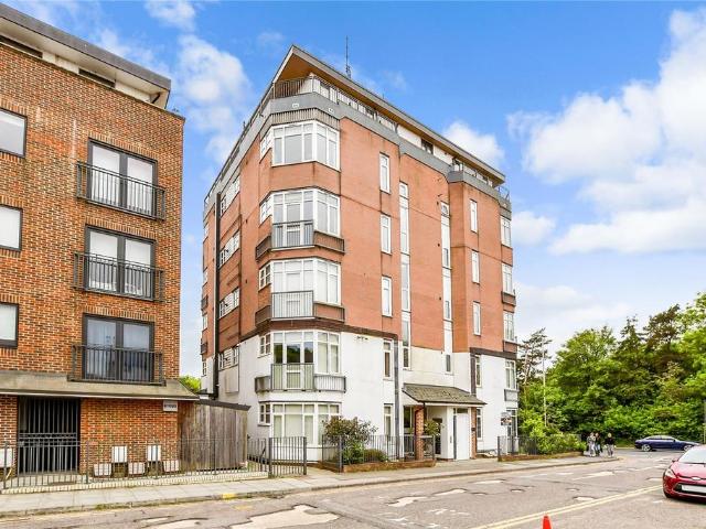 Flat for sale in Blackwell, Perryfields