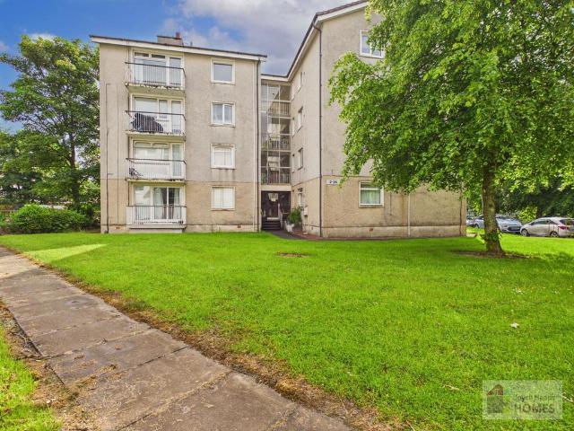 Flat for sale in West Mains, Barassie