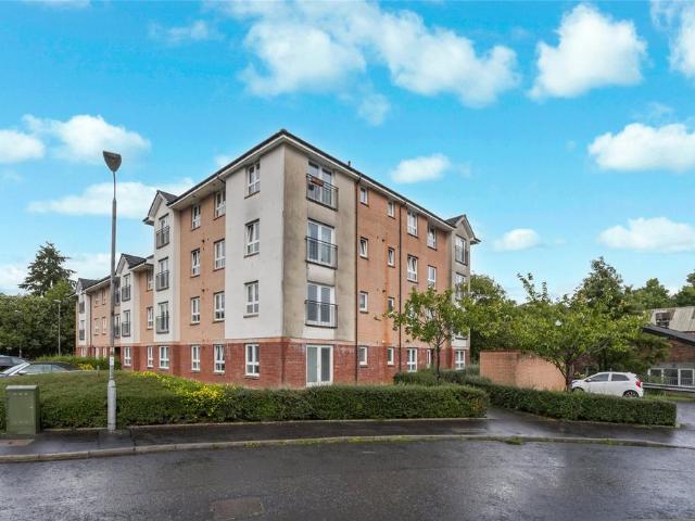 Flat for sale in Charleston, Paisley