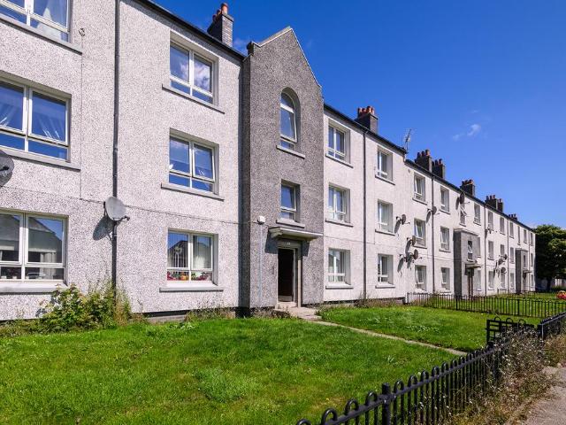 Flat for sale in Ballindoch, Scotland
