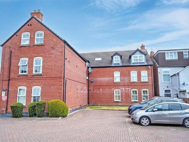 Flat for sale in Horninglow and Eton, Beamhurst