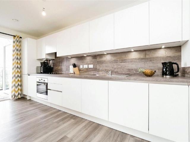 Flat for sale in Plashet, Greater London