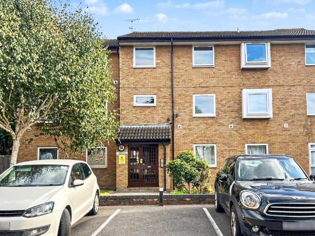 Flat for sale in London Borough of Merton, Greater London