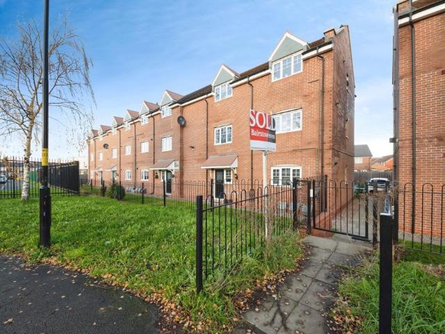 Flat for sale in Springfield, West Midlands