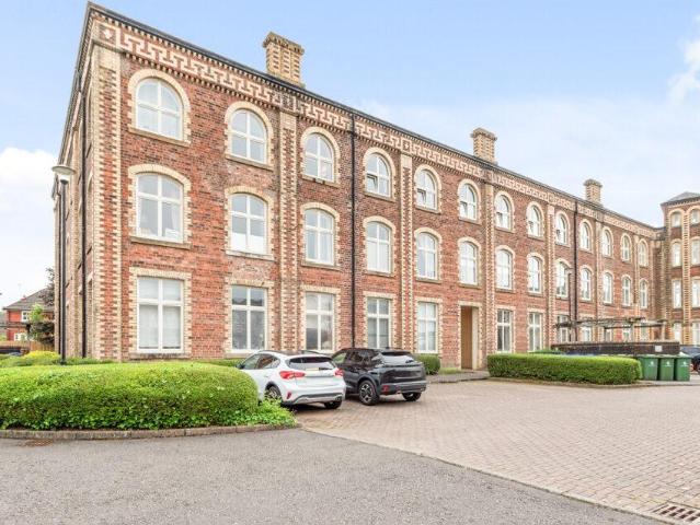 Flat for sale in Cambusbarron, Torbrex