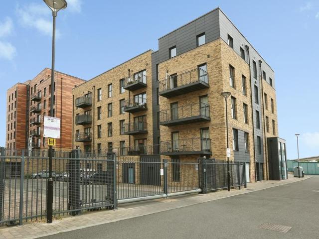 Flat for sale in St Mary's, City Of Southampton