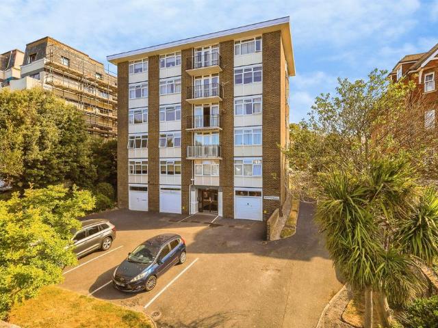 Flat for sale in Upperton, Eastbourne
