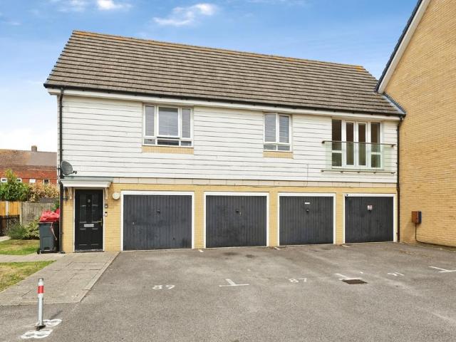 Flat for sale in Chilton, Acol