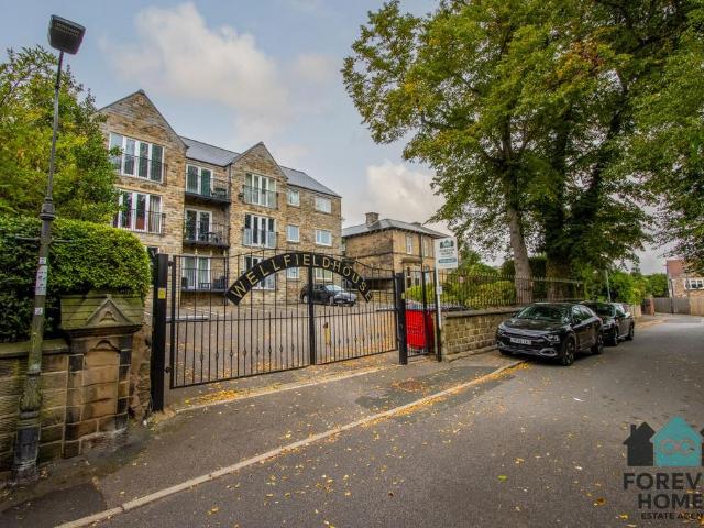 Flat for sale in Old Town, South Yorkshire