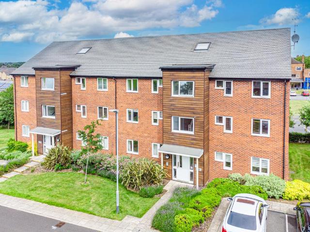 Flat for sale in Killingbeck, West Yorkshire