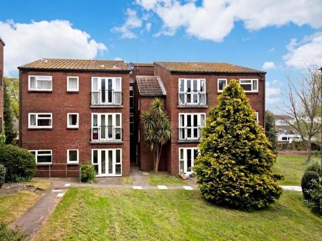 Flat for sale in Dawlish, Bridford