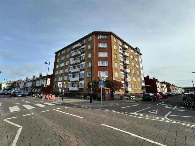 Flat for sale in Fratton, City Of Portsmouth