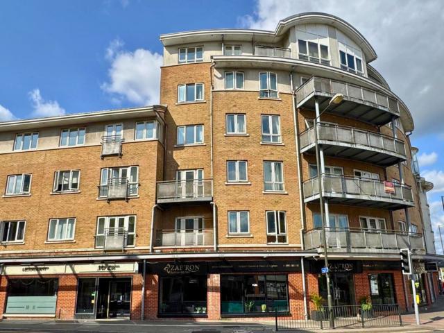 Flat for sale in Glynde, West Sussex
