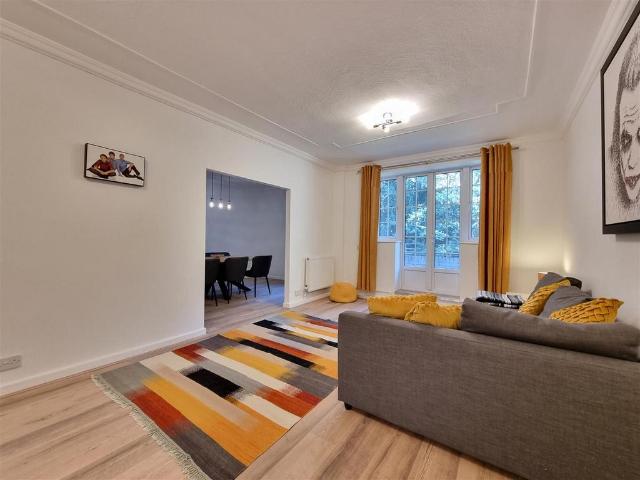 Flat for sale in Old Wharf, City Of Leicester