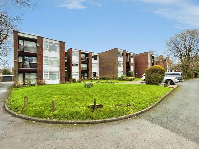 Flat for sale in Fulshaw Park, Wilmslow