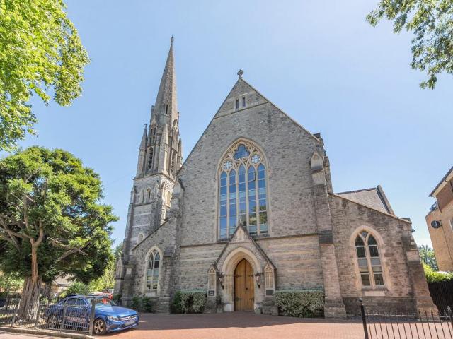 Flat for sale in Beckenham, Greater London