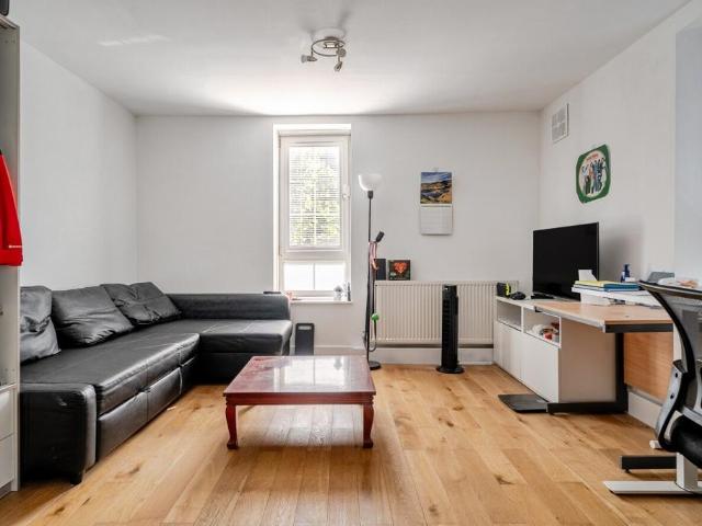 Flat for sale in The Borough, Greater London