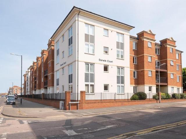 Flat for sale in Cliftonville West, Acol