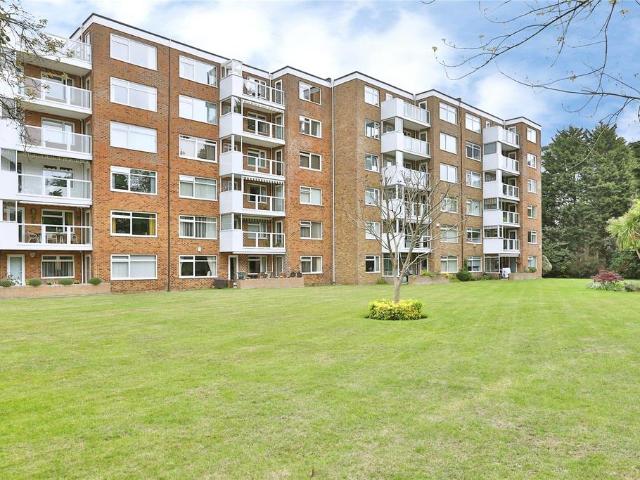 Flat for sale in Branksome Chine, Branksome Park