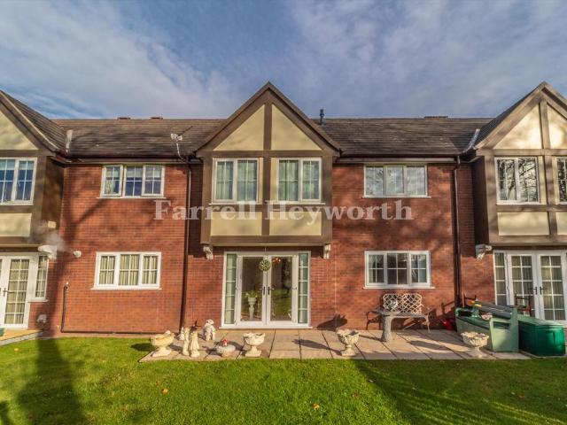 Flat for sale in Cadley, Higher Bartle