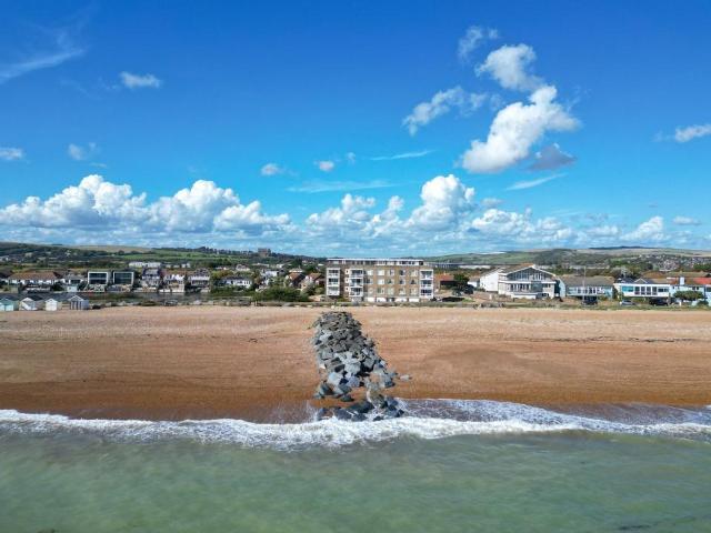 Flat for sale in Fishersgate, West Sussex