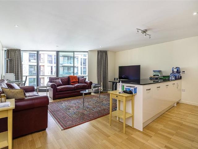 Flat for sale in City of Westminster, Greater London