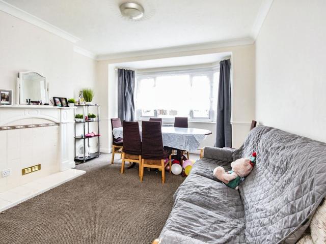 Flat for sale in Moordown, Bournemouth