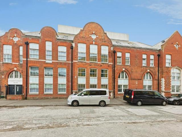 Flat for sale in Margate Old Town, Acol
